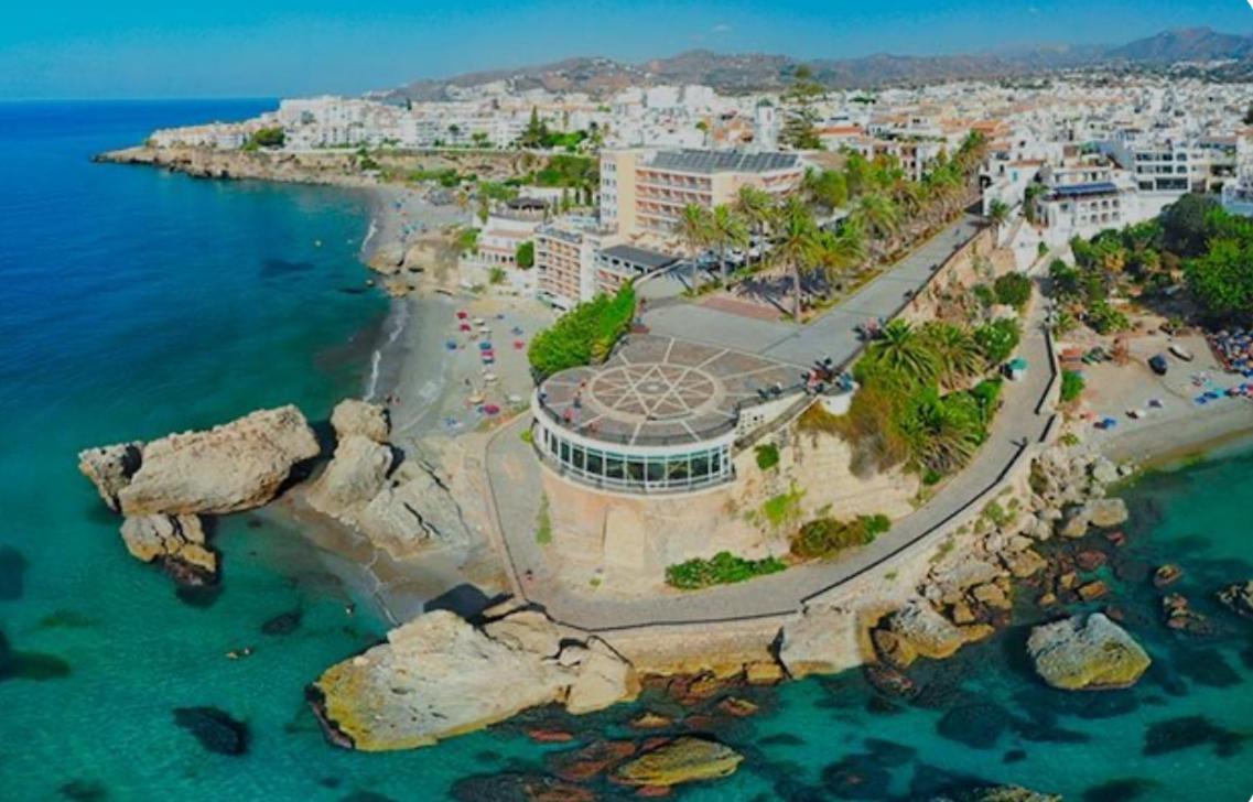 Apartamento E&D Nerja Eksteriør billede